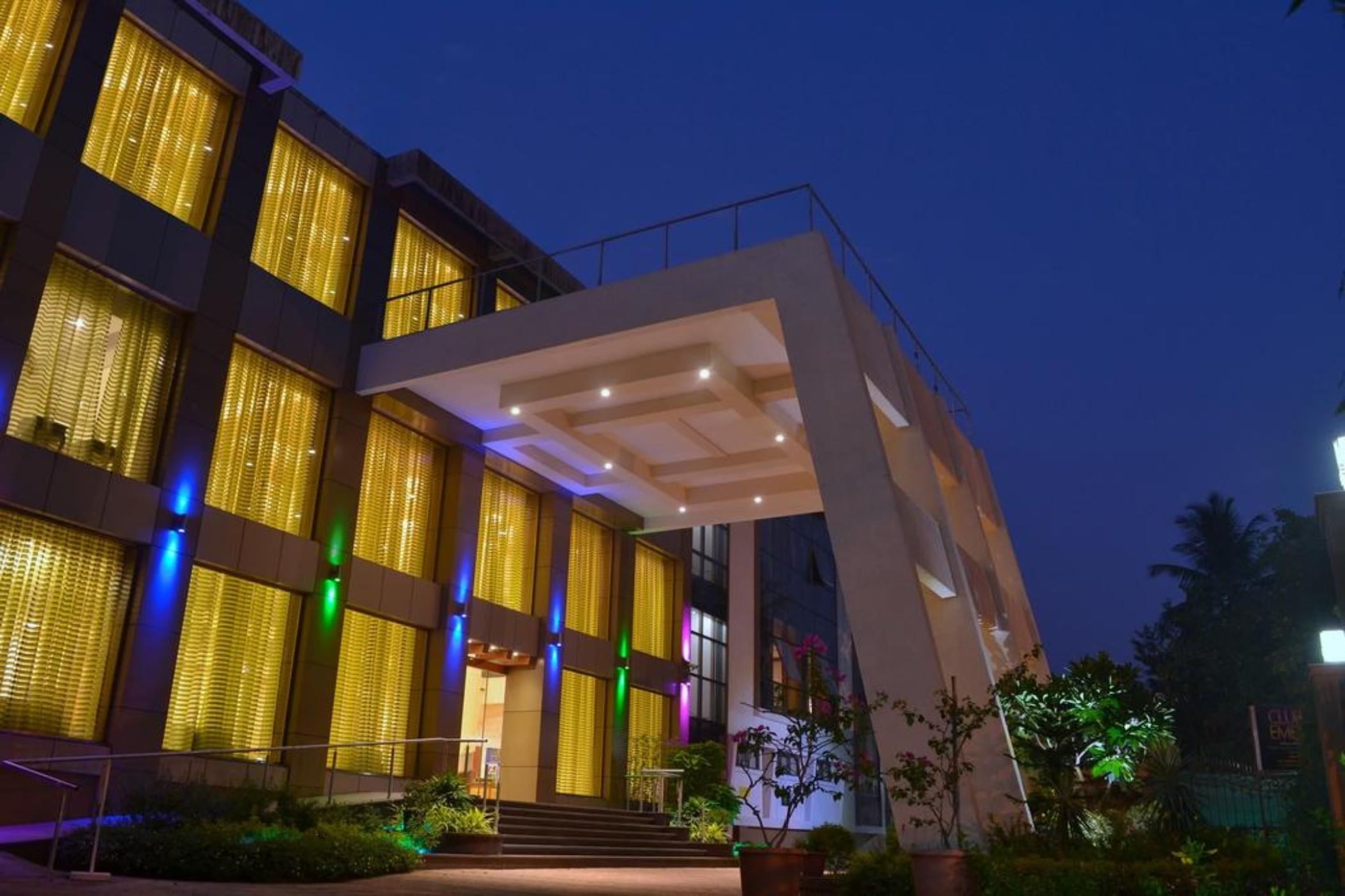 Club Emerald Mumbai Exteriör bild
